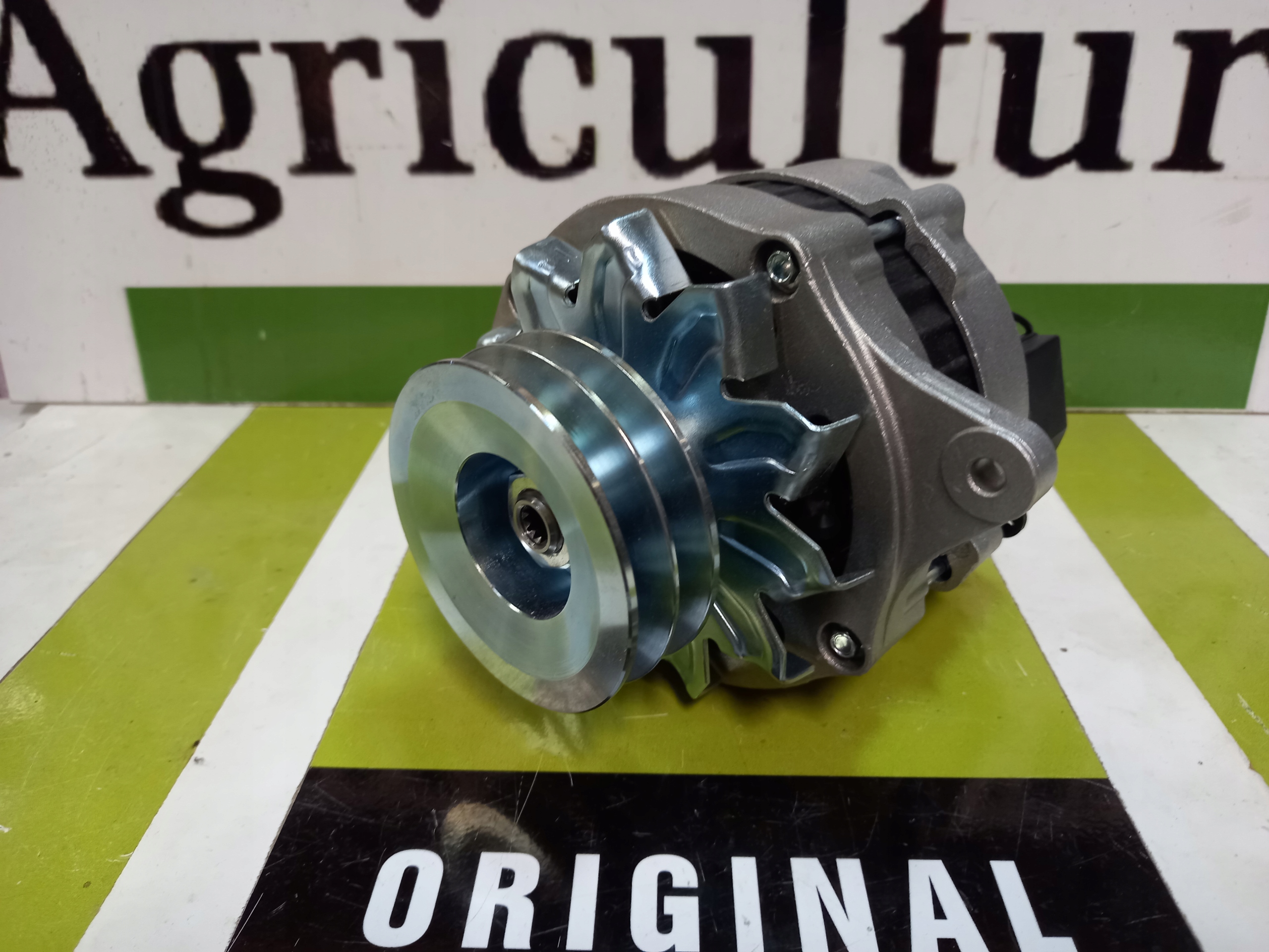 Alternátor renault mwm 14 v 65 a 2-P iskra letrika
