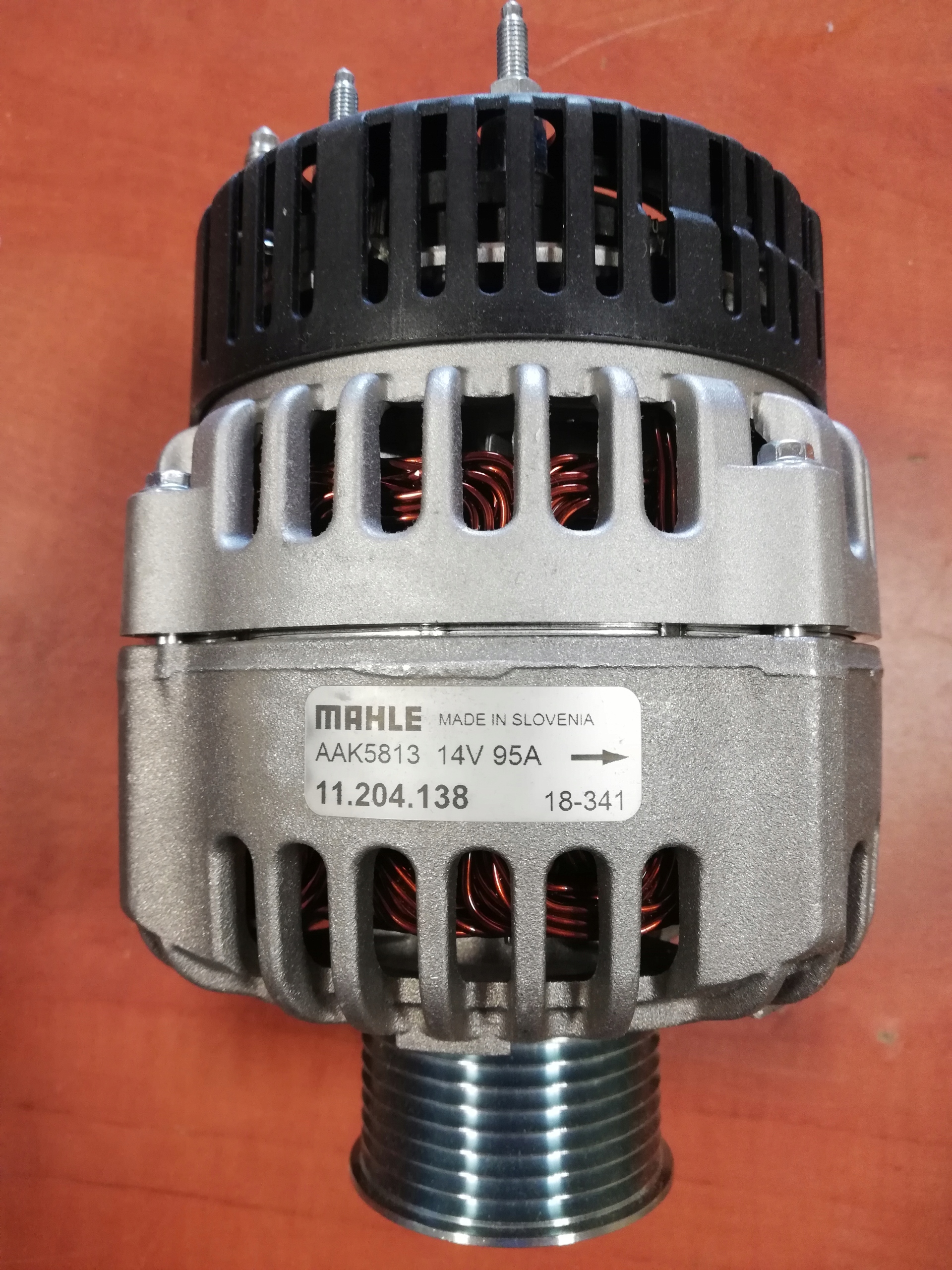 Alternátor 95A pre JCB 320/08560
