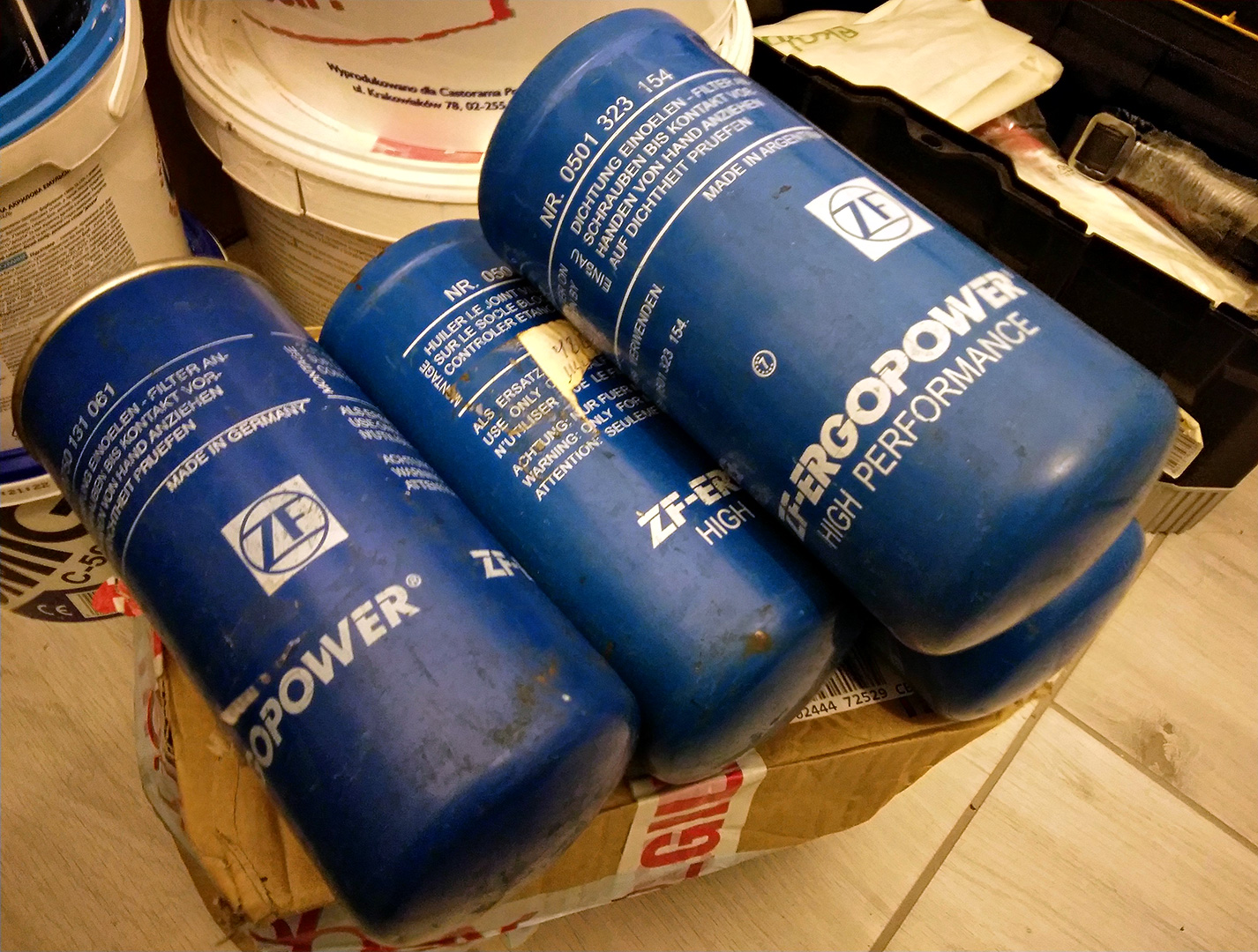Filter ZF 468647 JCB Terex Doosan Hyundai 4 ks