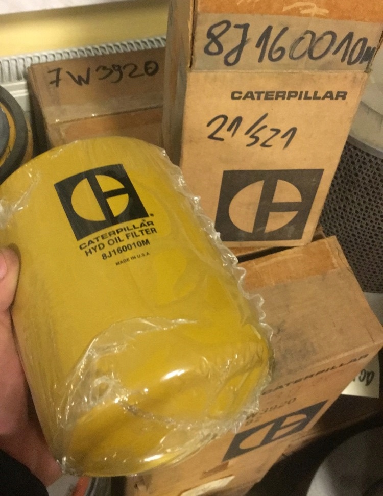 Filter hydraulického oleja CAT 8J160010M