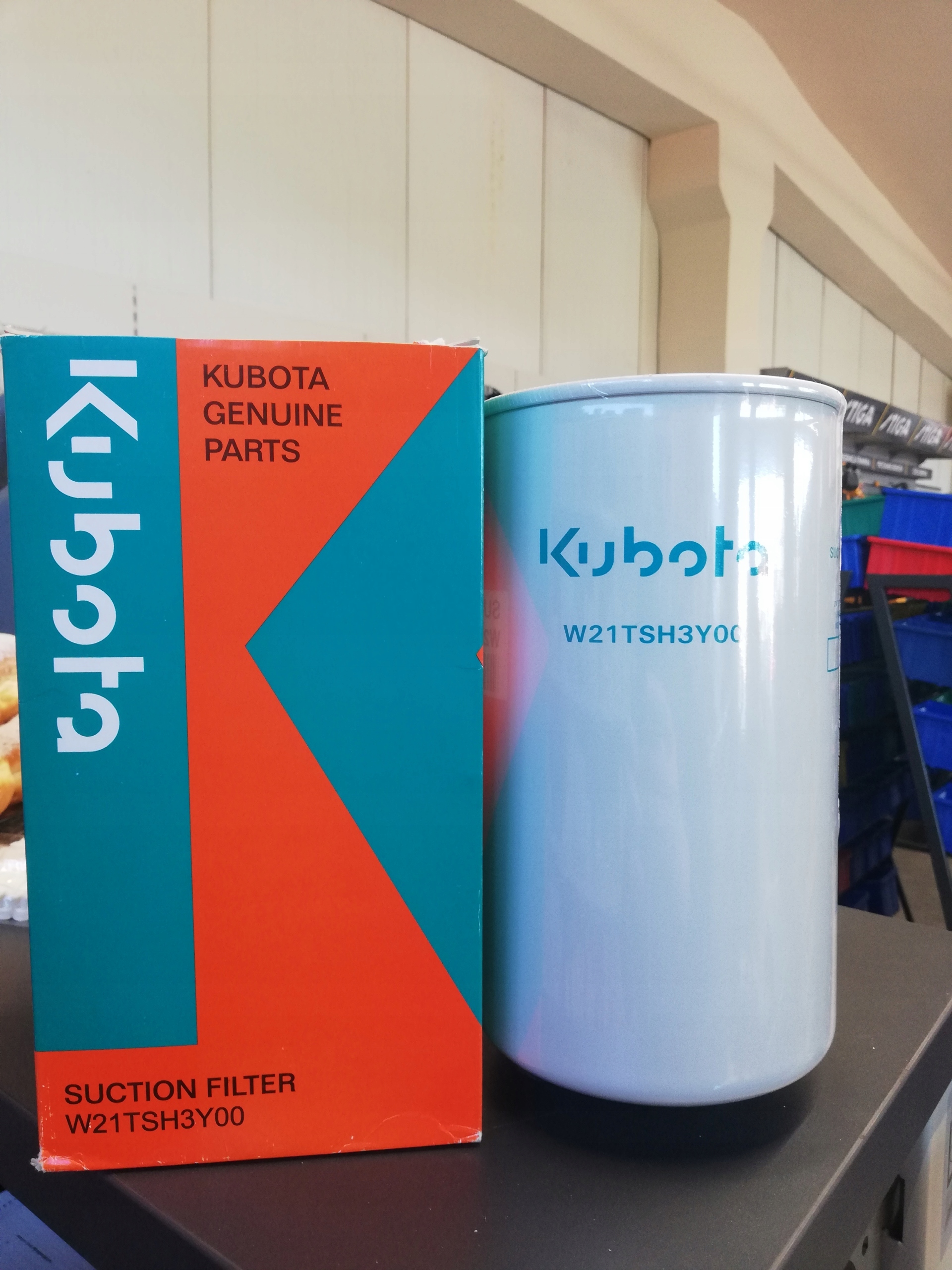 Filter hydraulického oleja Kubota W21TSH3Y00