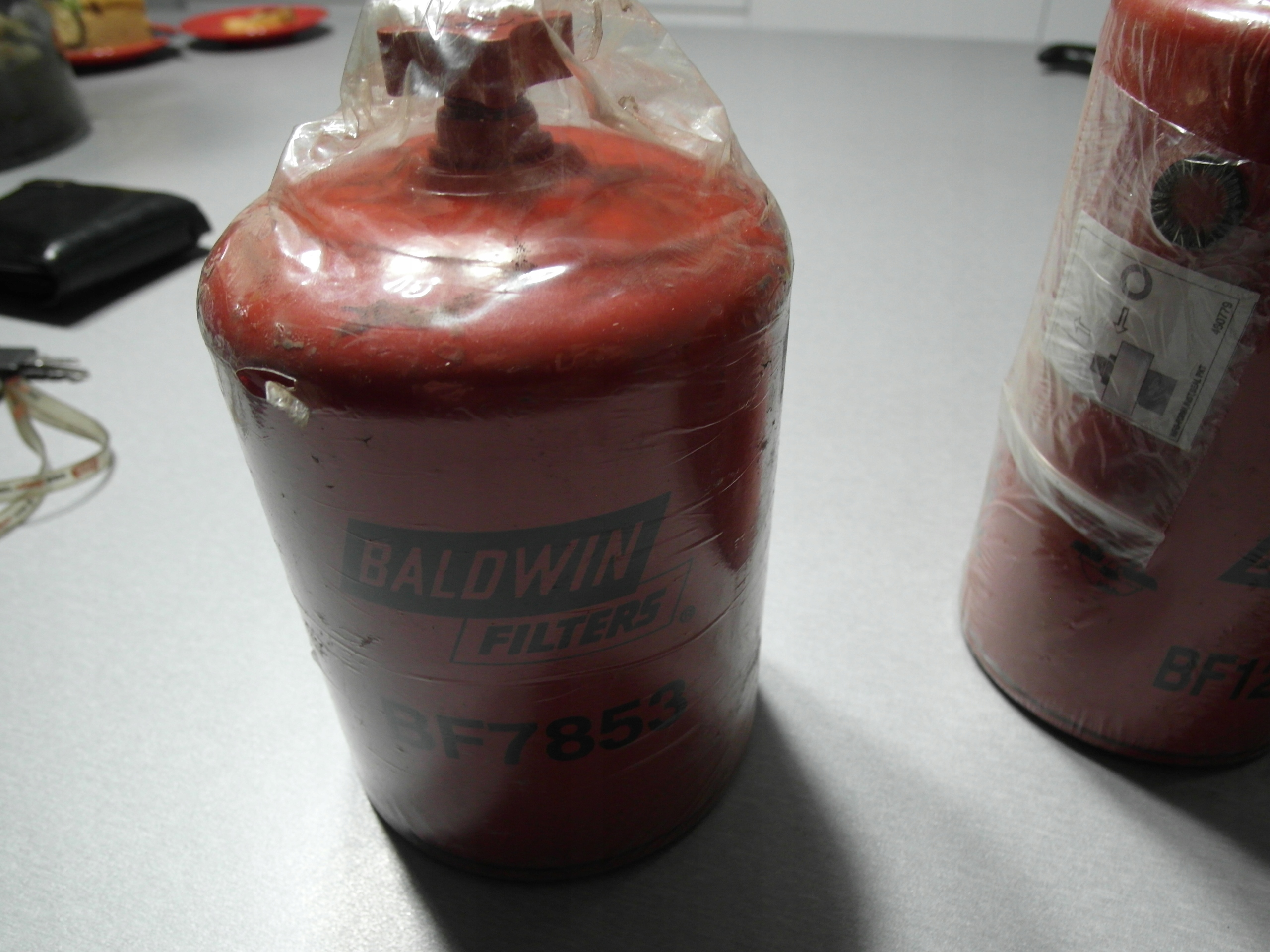 Palivový filter BF7853 nahrádza P55-0669 FS19700 re522688