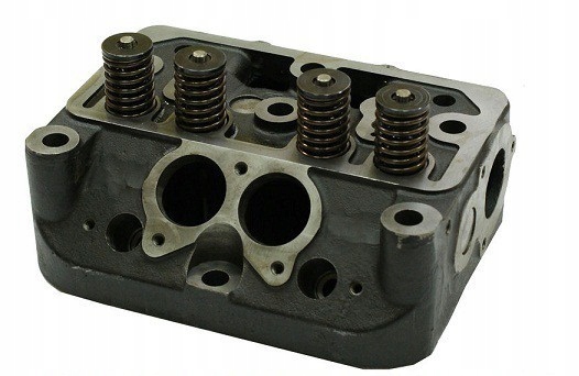 Hlava motora kpl. s ventilmi C-330 URSUS 420220