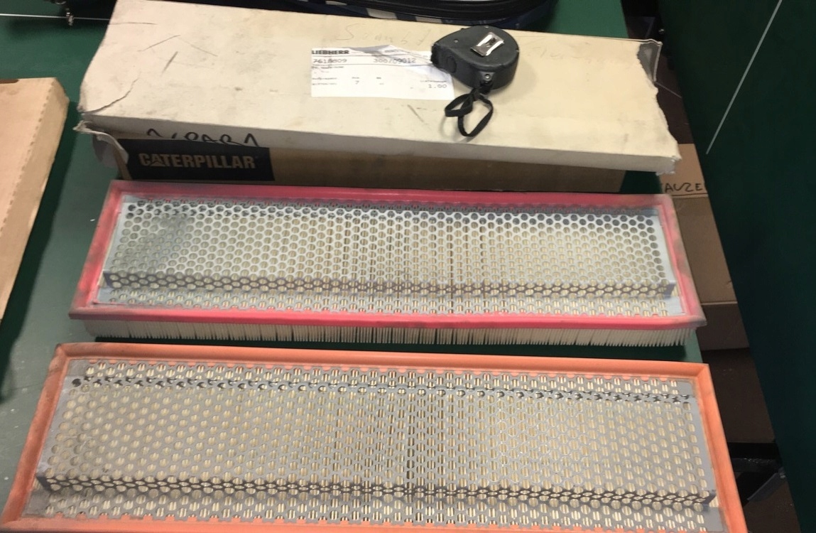 Kabínový vzduchový filter Liebherr 7618809