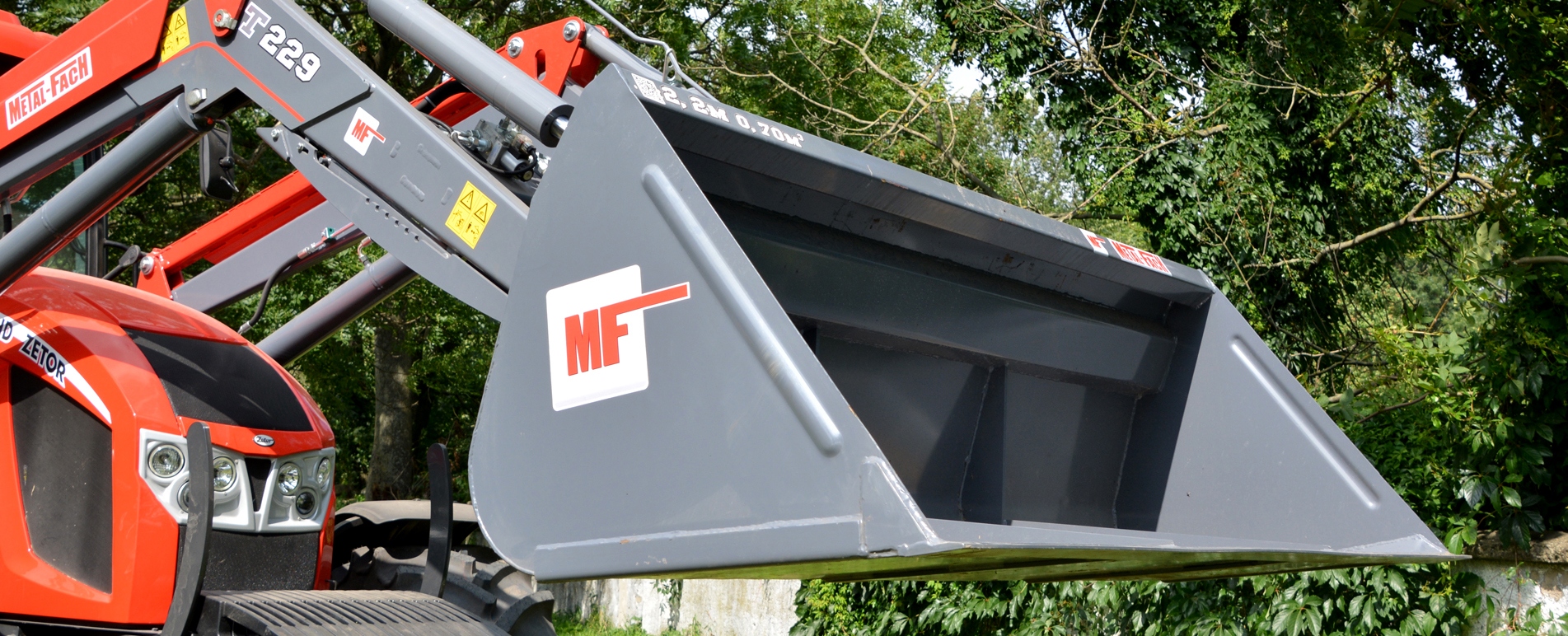 Vedro sypkých materiálov METAL-FACH 1150KG