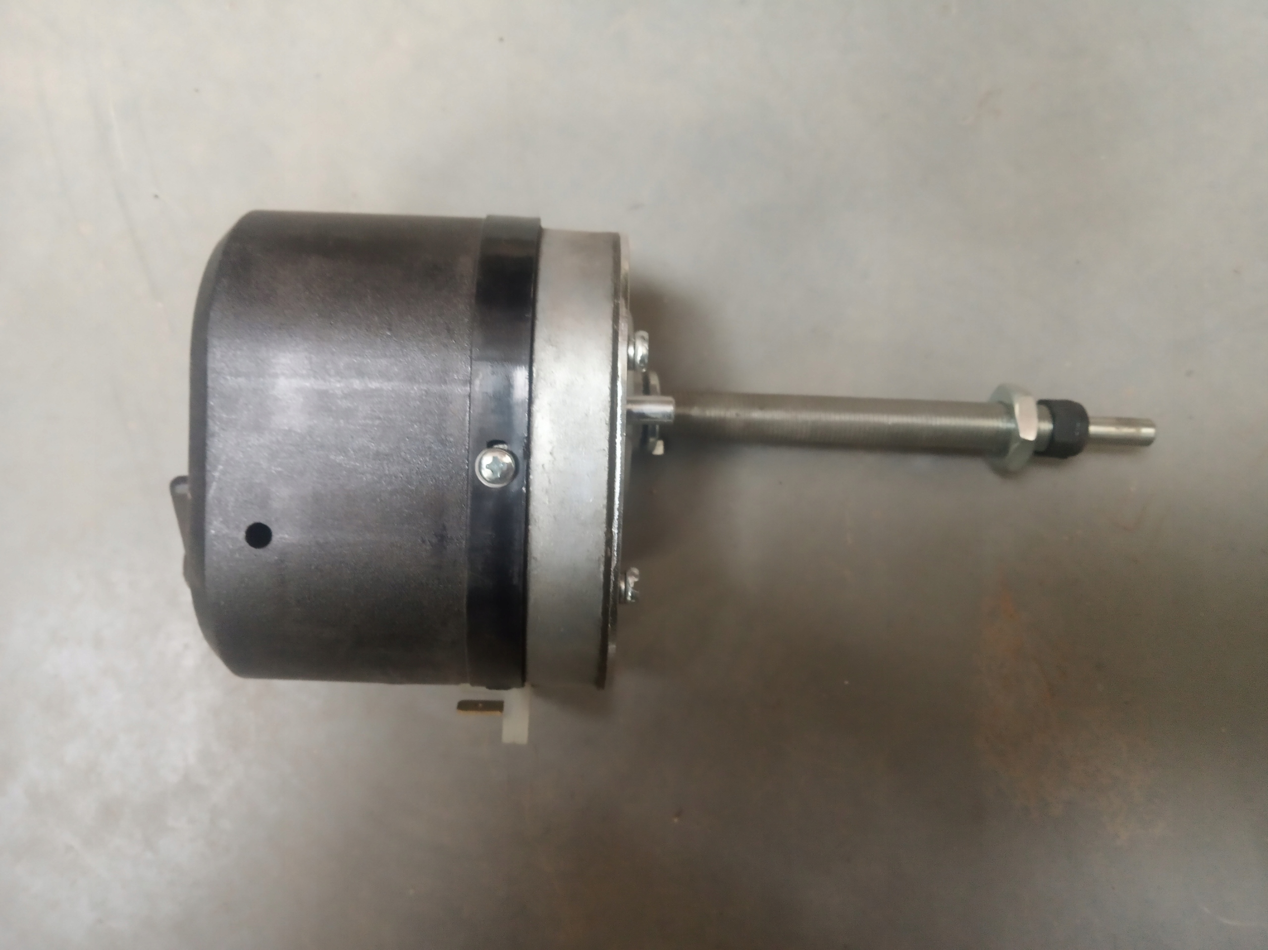 Mechanizmus stieračov s vypínačom 80mm 24V
