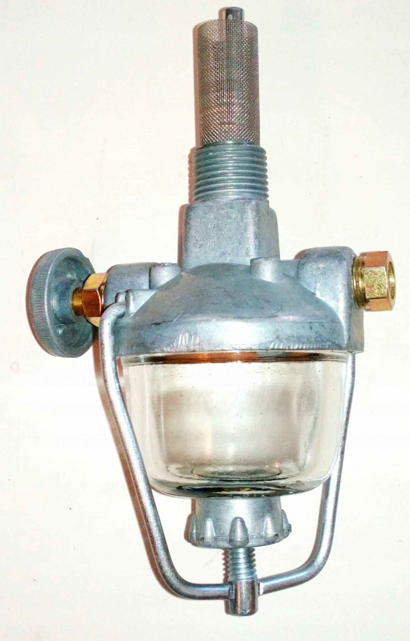 Distribútor paliva s ventilom ferguson TE / MF 35