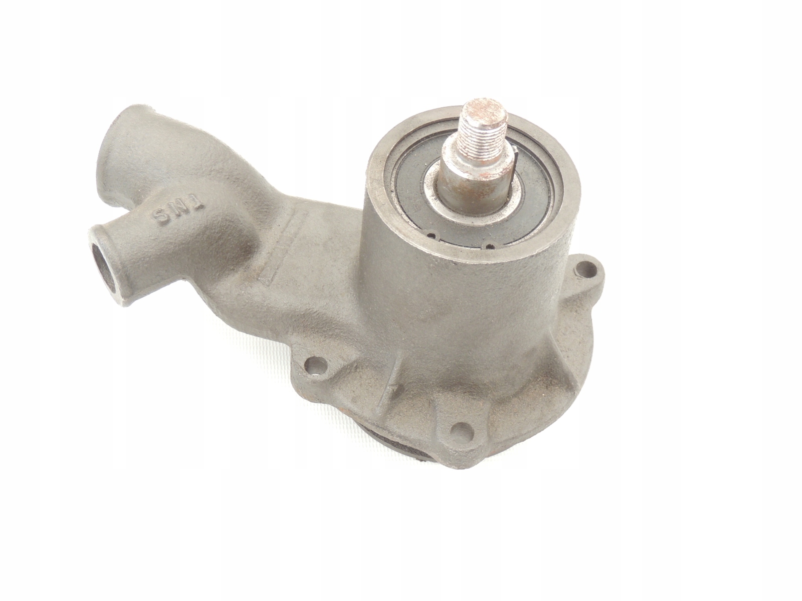VODNÉ ČERPADLO 130-228 IH CASE MF 02-202491