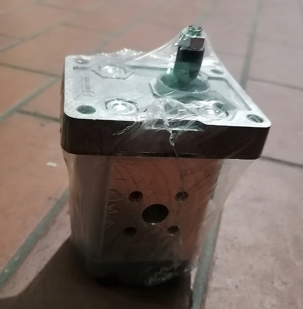 BUCHER PREVODOVÉHO ČERPADLA AP100 / 6,5 D 218 - VOZÍK WGH-406