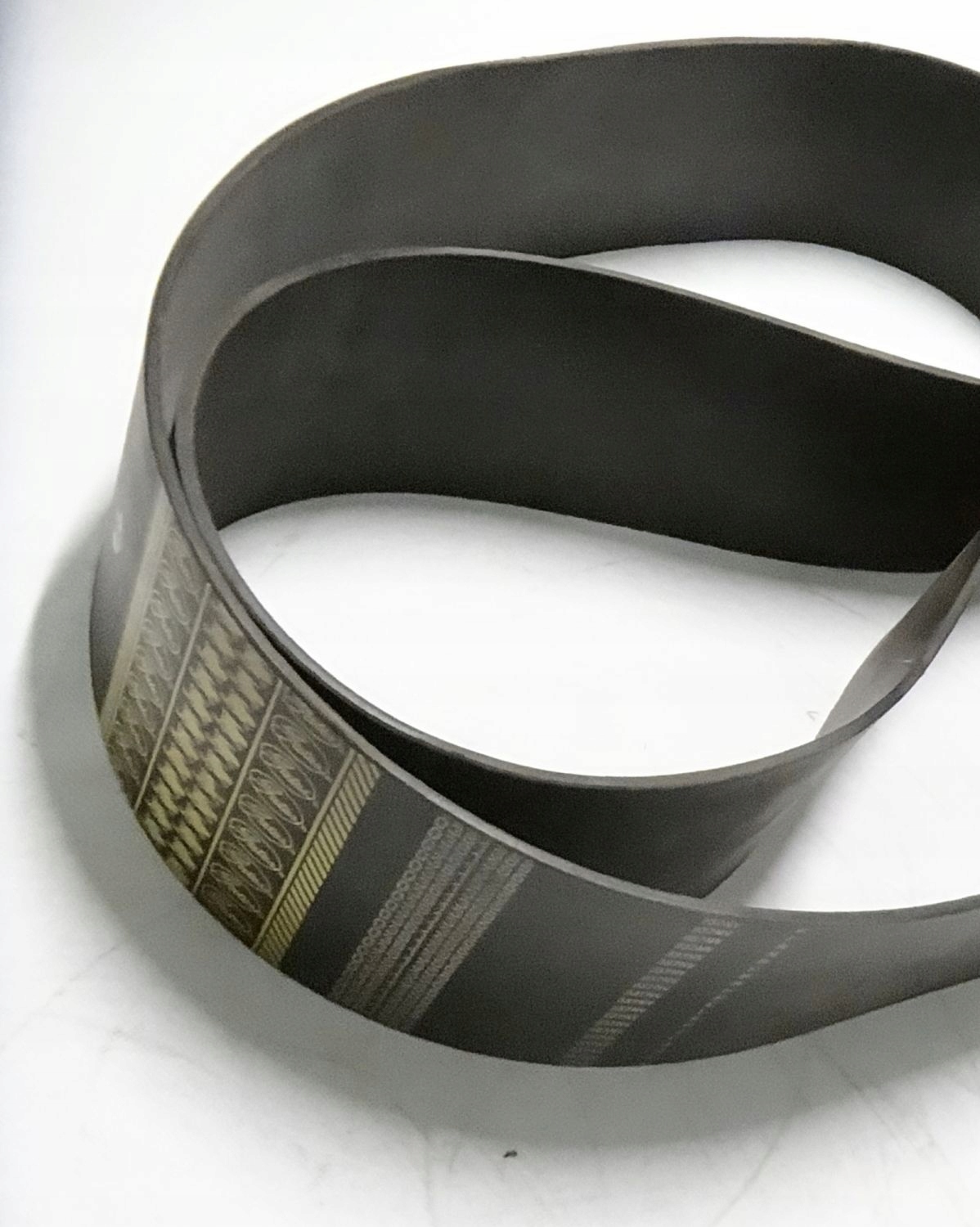 Plochý opasok New Holland 80230080