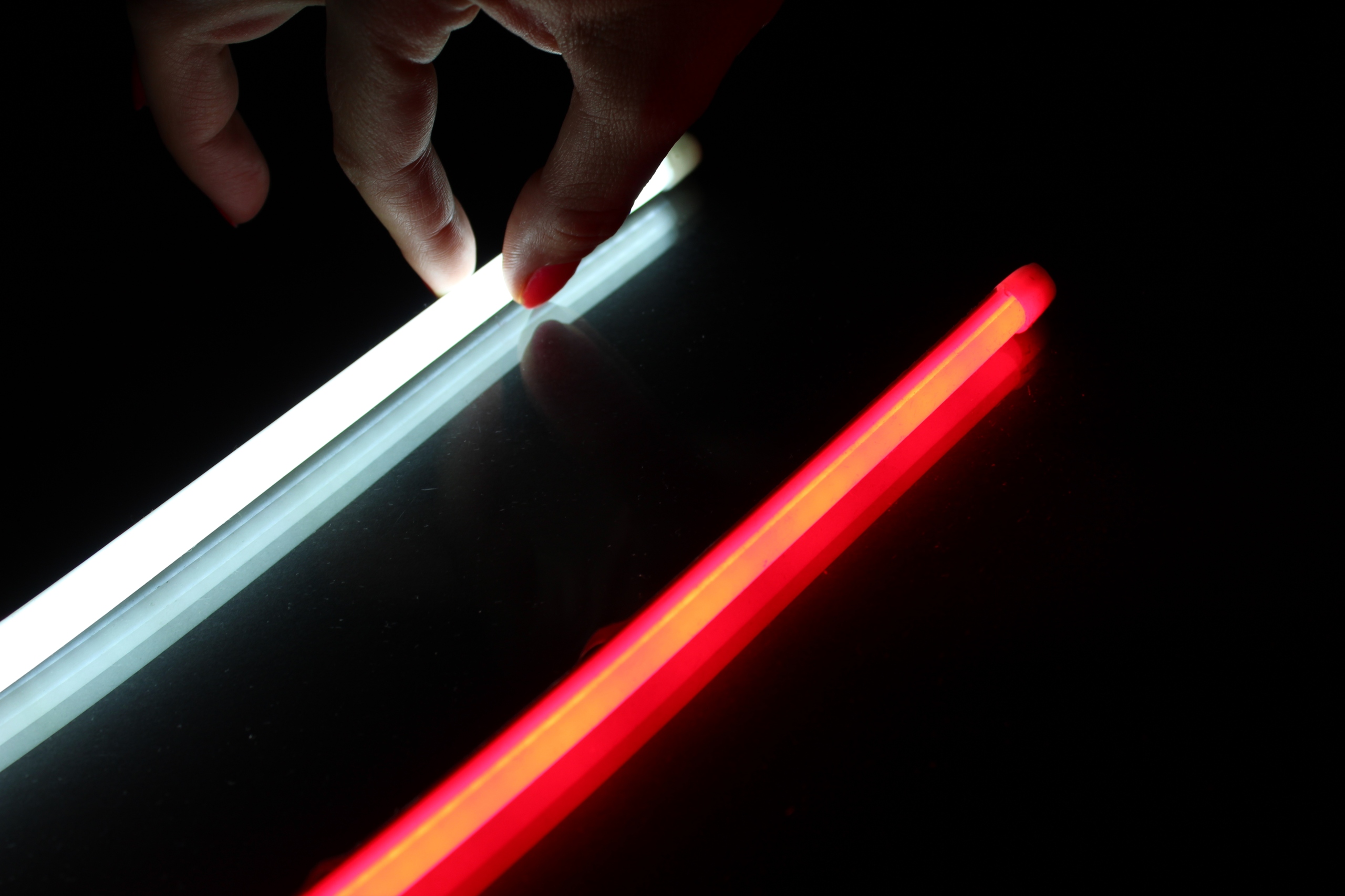LED pásik ČERVENÝ + SMEROVÝ INDIKÁTOR 30 cm 1 ks