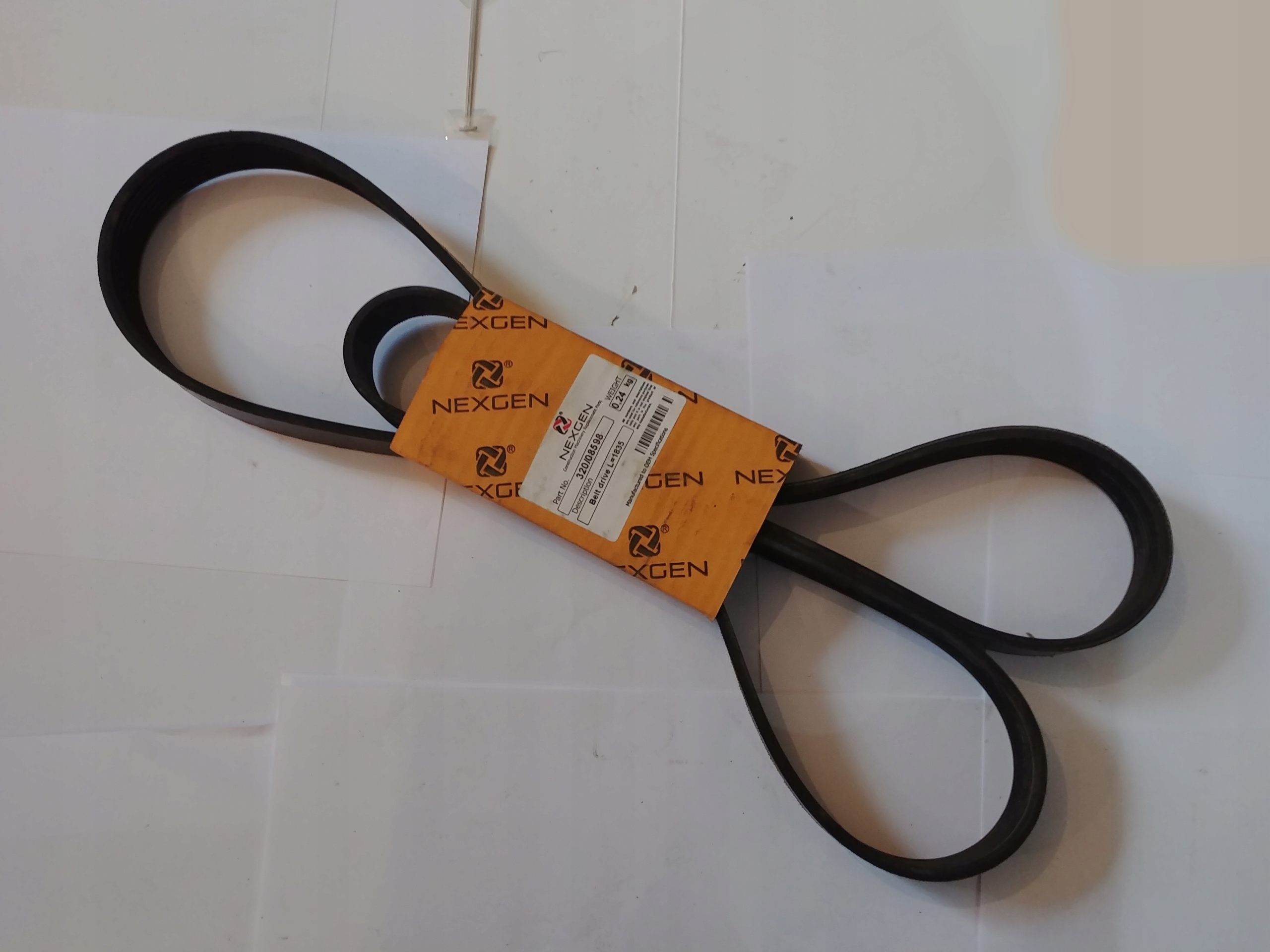 Alternátor s klinovým remeňom JCB 320/08598