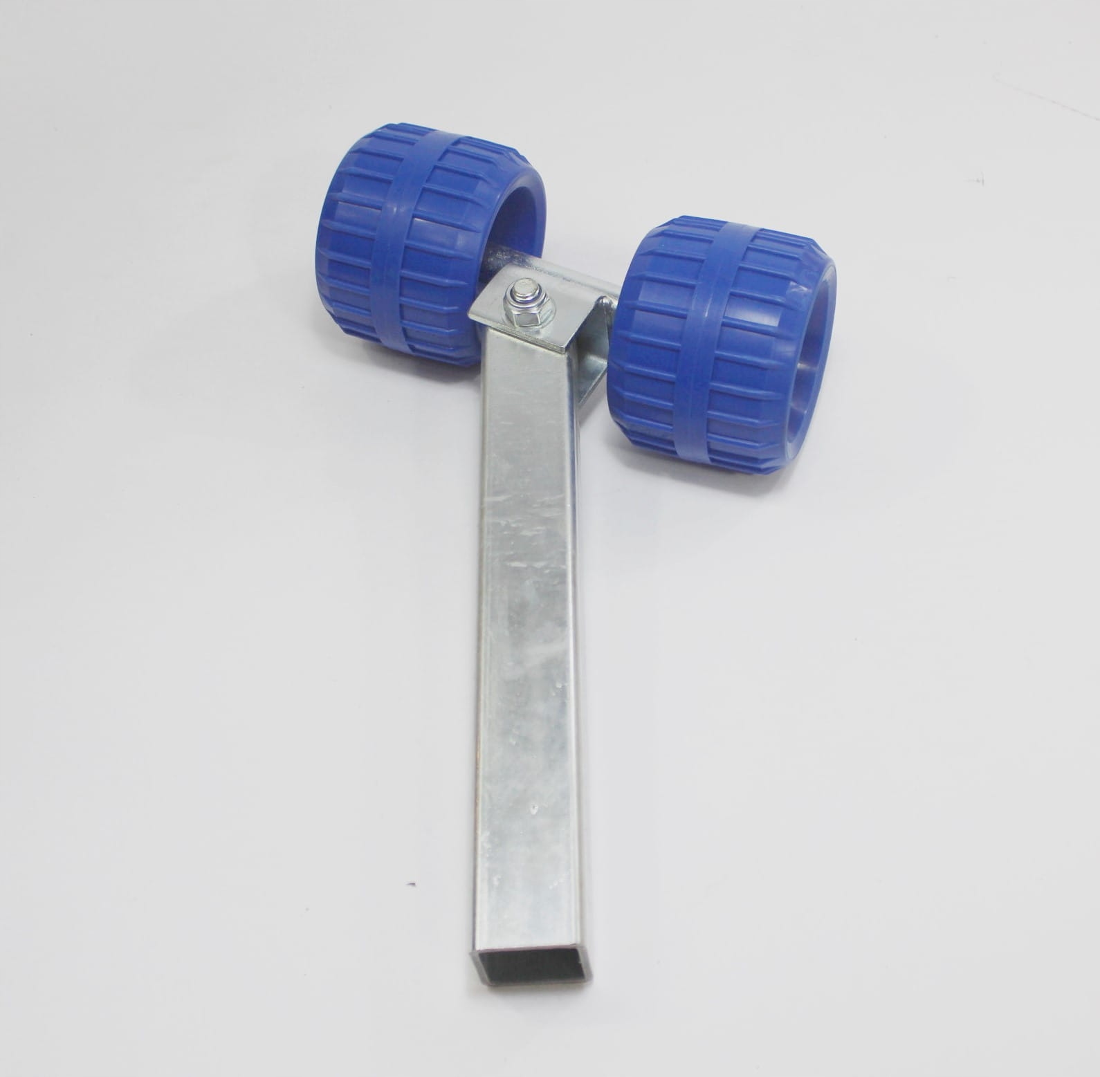 Podpera člna pre dvojvalcové prívesy 685 mm 17246