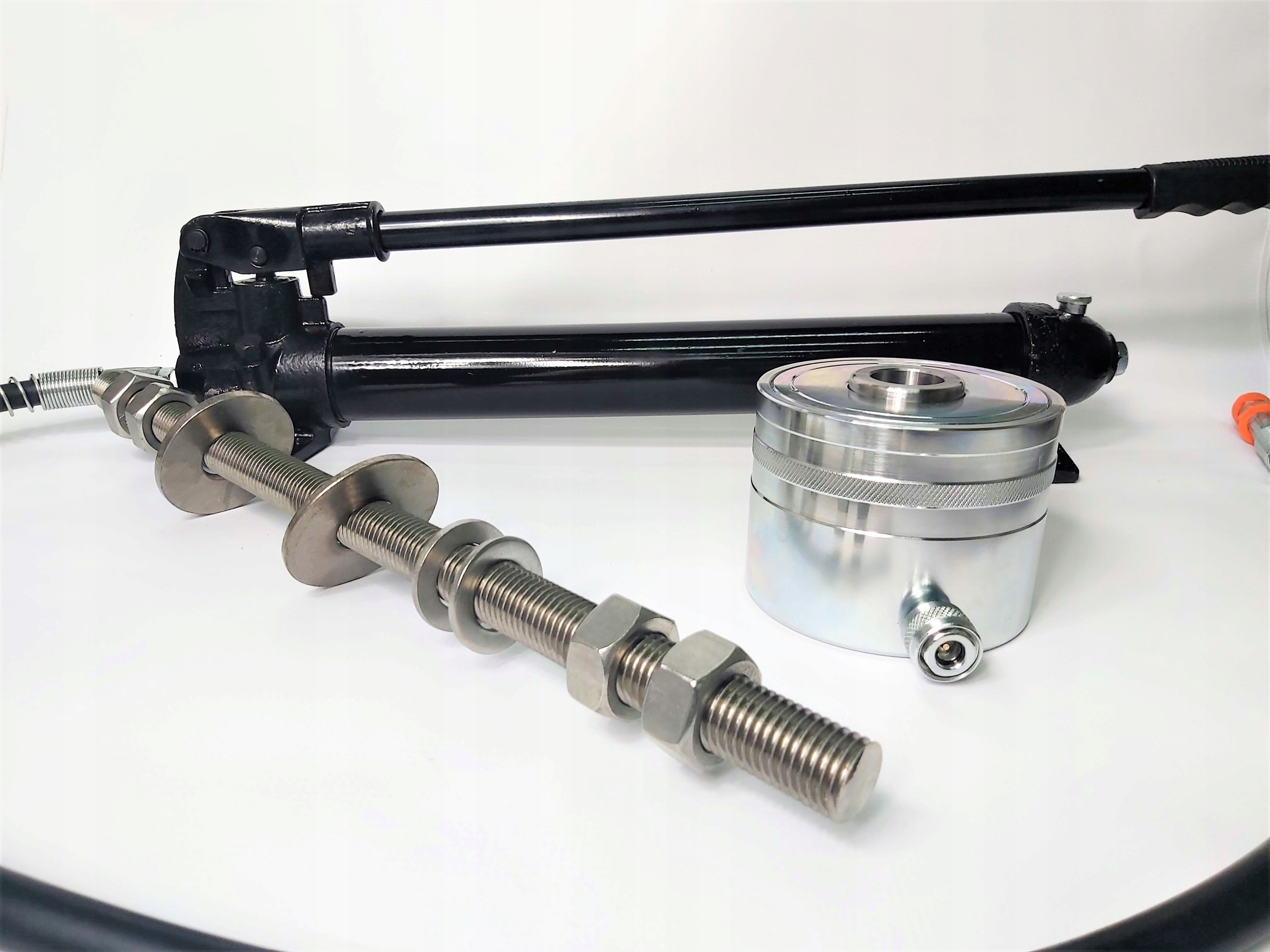 Hydraulický lis na 40 tonové čapy ložiskového ložiska