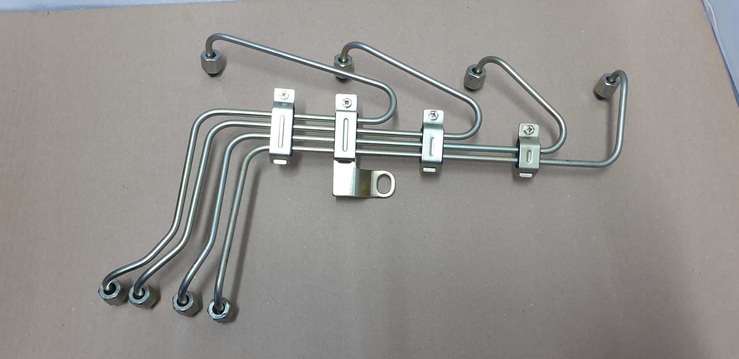 Injekčné linky N / T PRONAR ZEFIR 85 ORIGINÁL