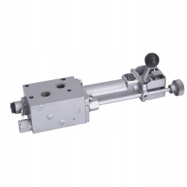 Hydraulický rozdeľovač pod sedadlom, vhodný pre