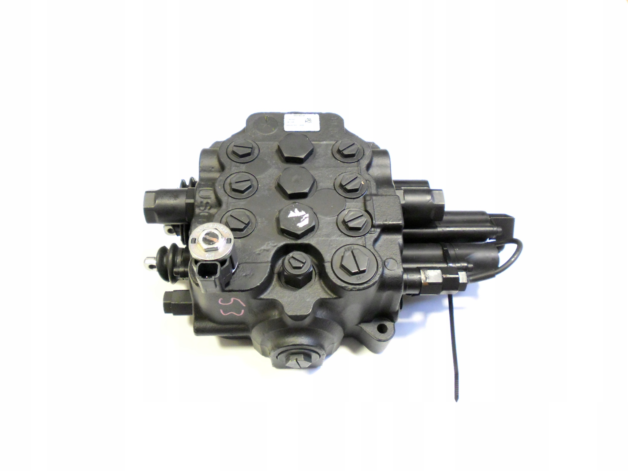 Predný rozdeľovač lopaty pre JCB 3,4CX 25/624000