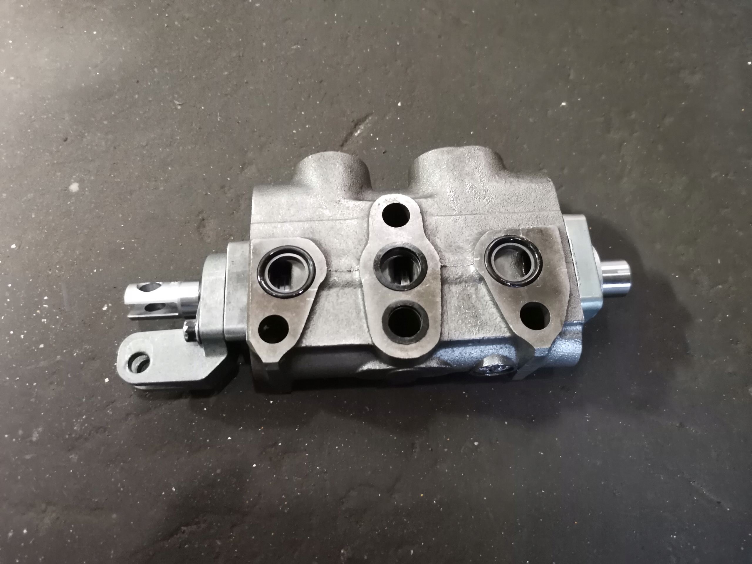 SEKCIA ROZVODU RS210 - PALFINGER PK5800A