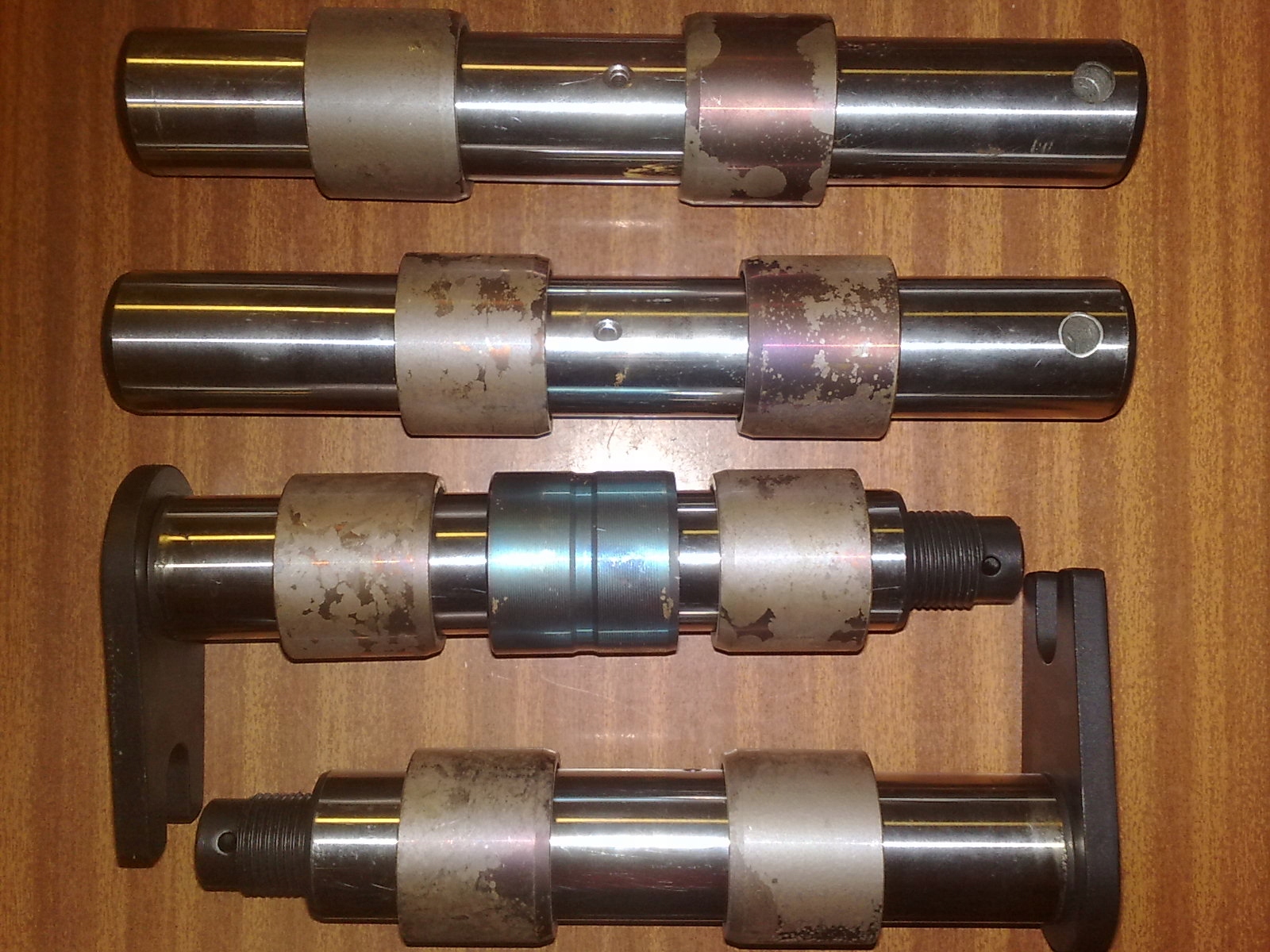 OTOČNÉ ČEPY TYPEUCHI TB125 TB23R + POUZDRA