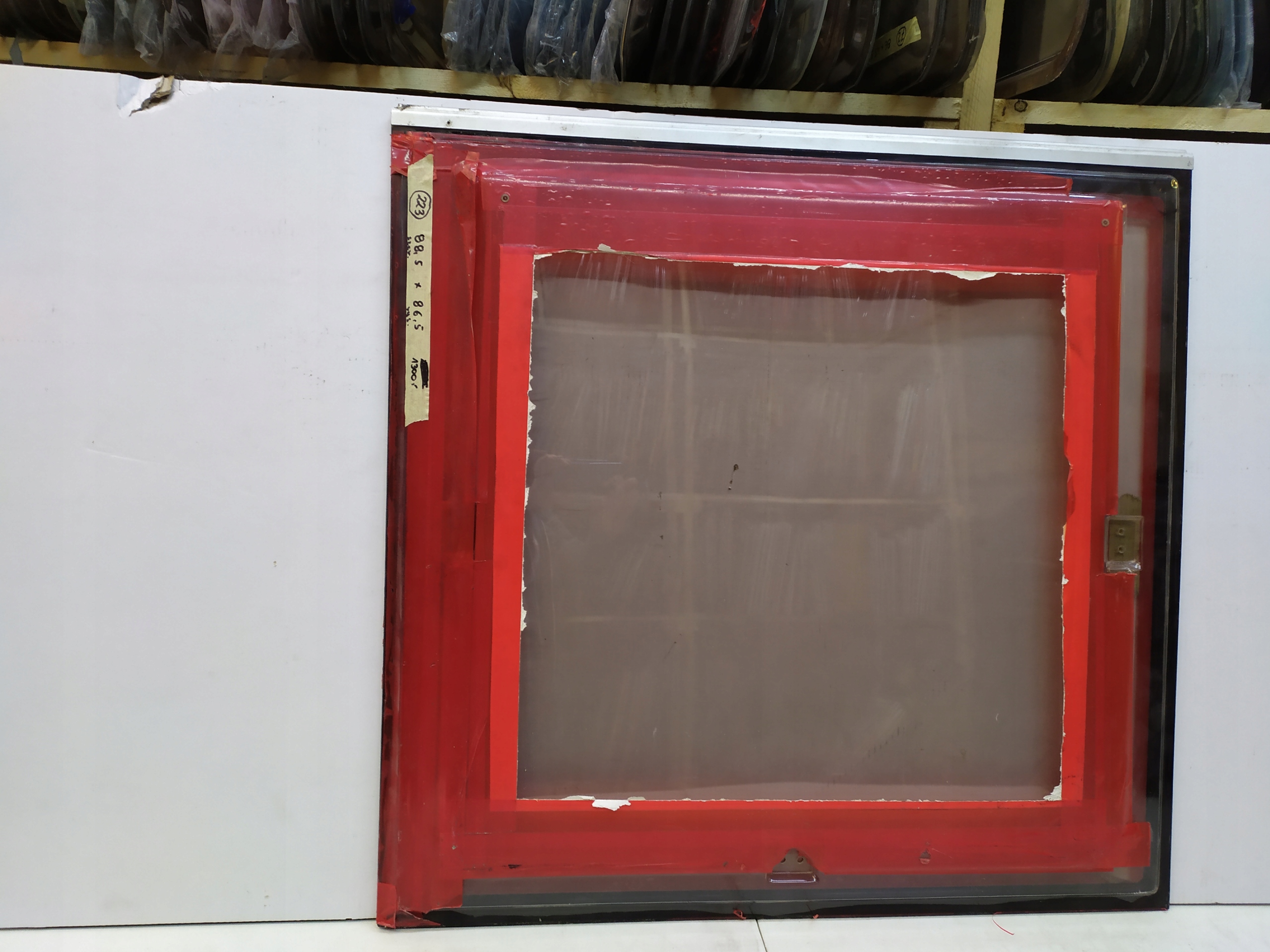 Okenné sklo pre anglické karavany 88,5x86,5