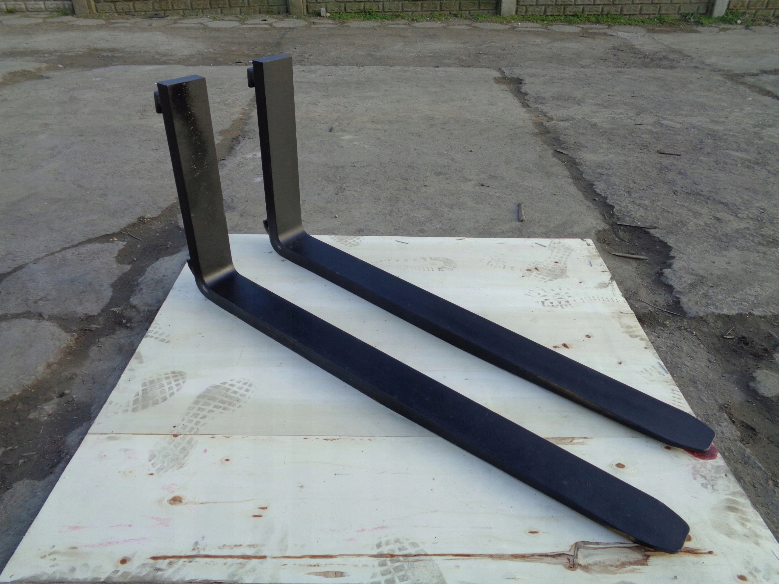 Vidlice 2A 2500 kg 100x40x1200 2,5T vysokozdvižný vozík