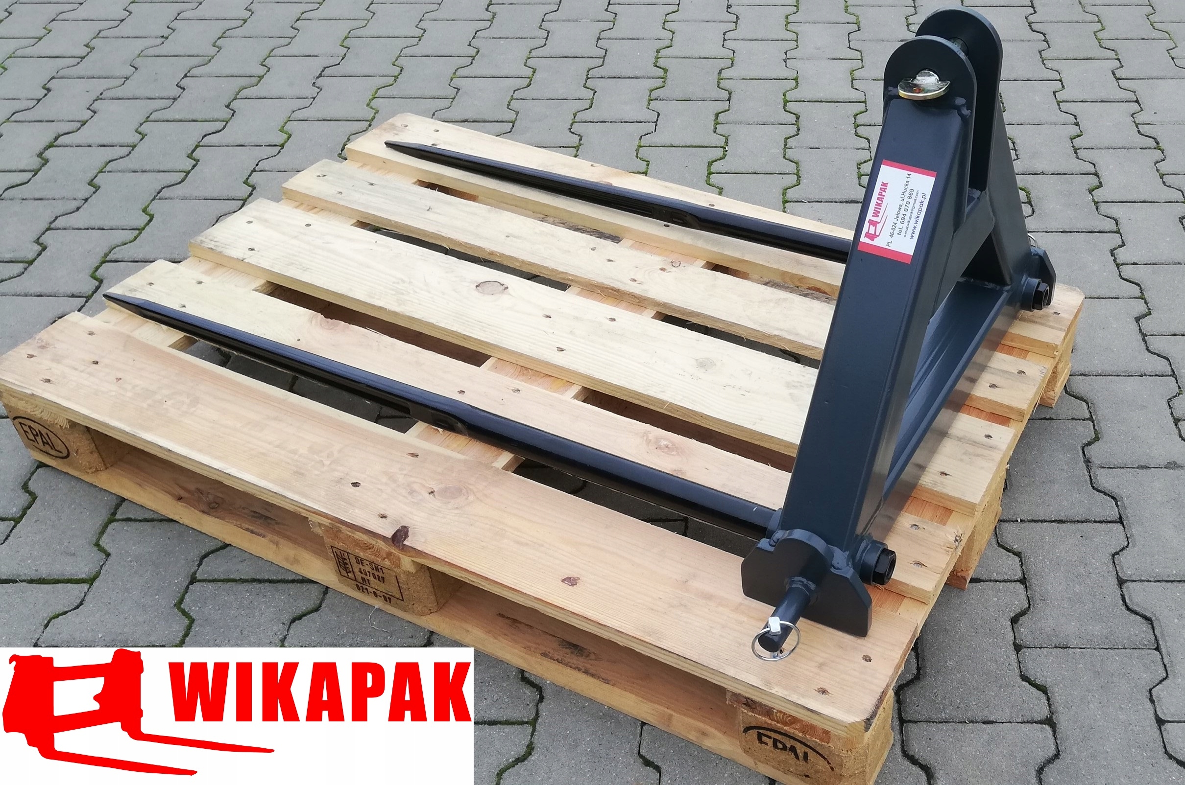 Ihly nakladača Forks Bale na trojbodovom závese