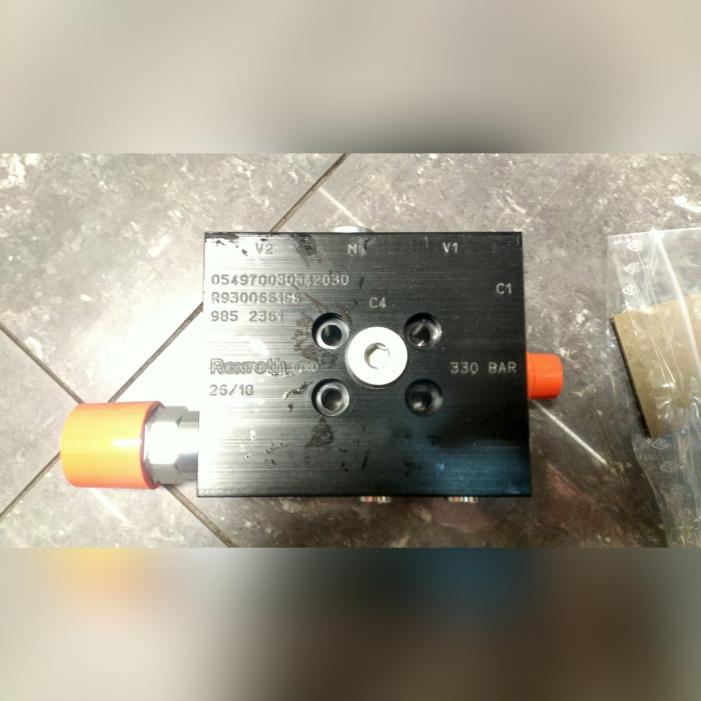 Zámok hydraulickej ruky HIAB 330bar 9852361