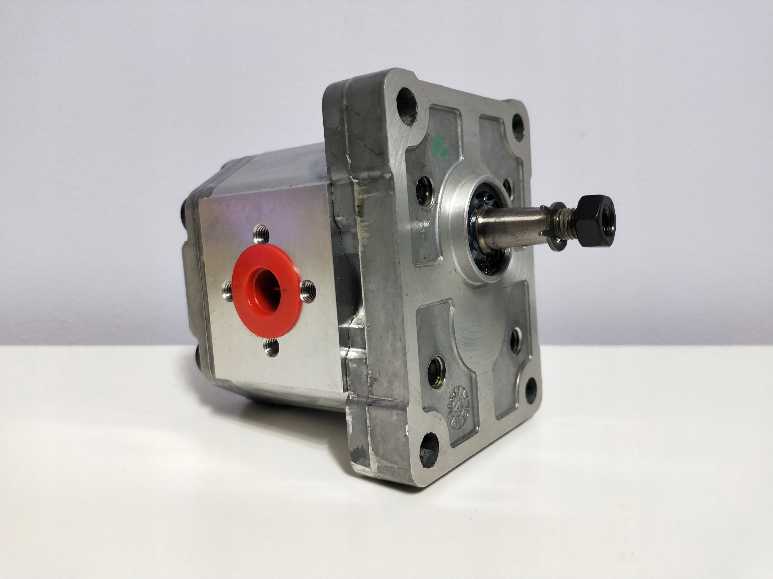 hydraulické čerpadlo na zdvihnutie napájacieho zdroja sauer snp1